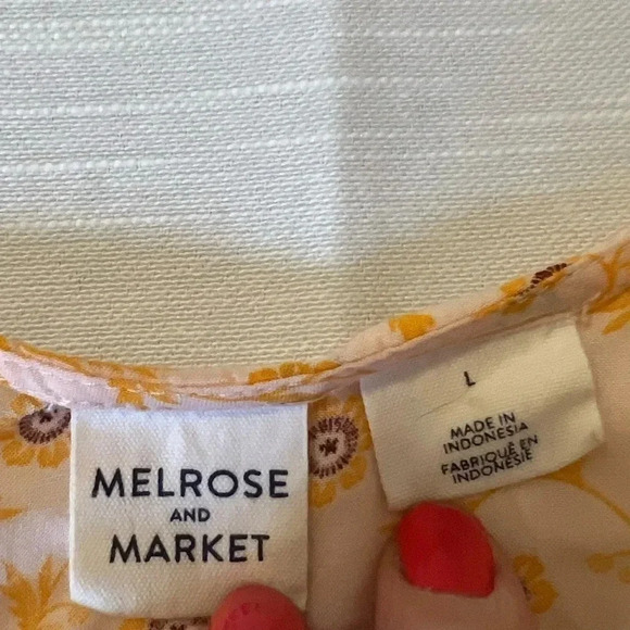 Melrose and Market Orange Floral T-Shirt Blouse Large - Picture 3 of 5